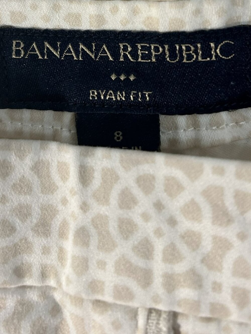Banana Republic Beige Pants – Size 8 – Like New